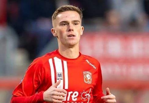 氛围趋于凝 氛围趋于凝